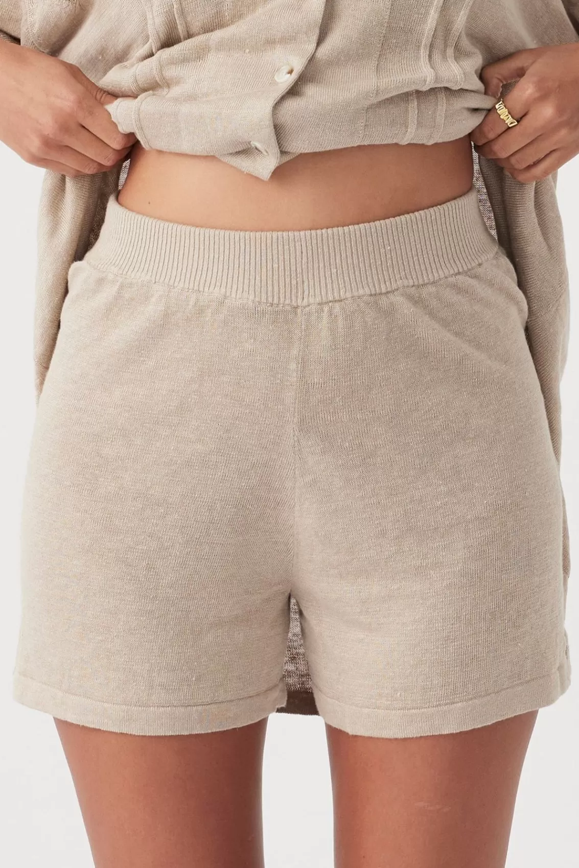 Women Arcaa Shorts>Darcy Short-Taupe