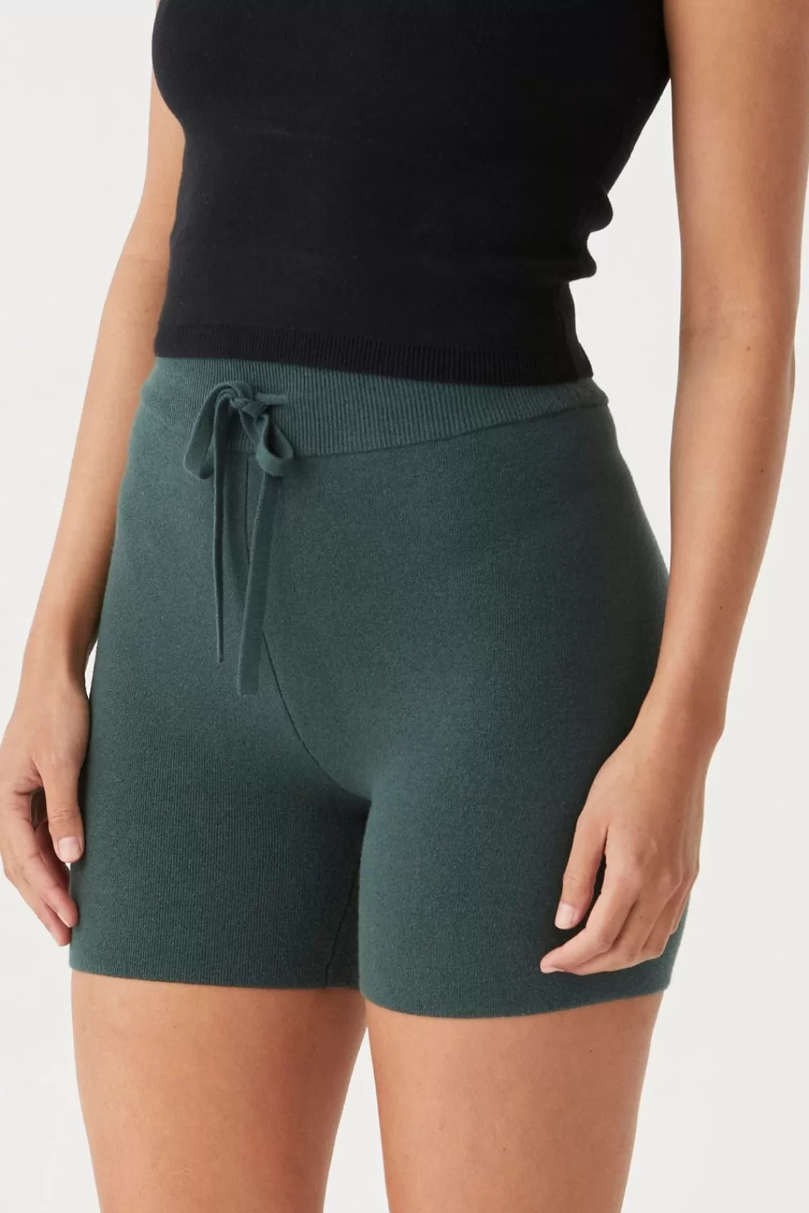 Women Arcaa Shorts>Esta Short-Forest