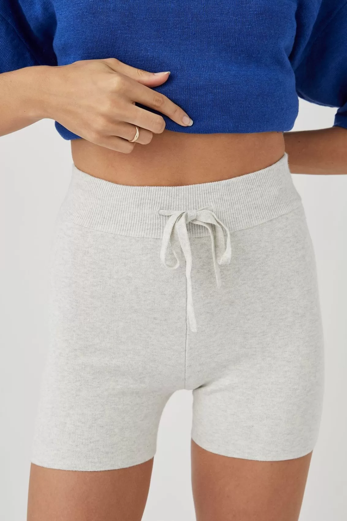 Women Arcaa Bottoms>Esta Short-Grey Marle