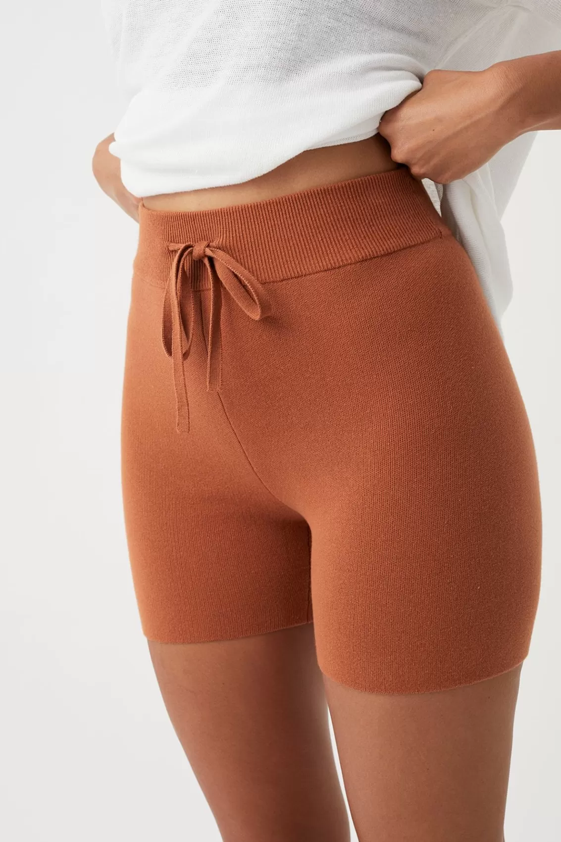 Women Arcaa Shorts>Esta Short-Tobacco