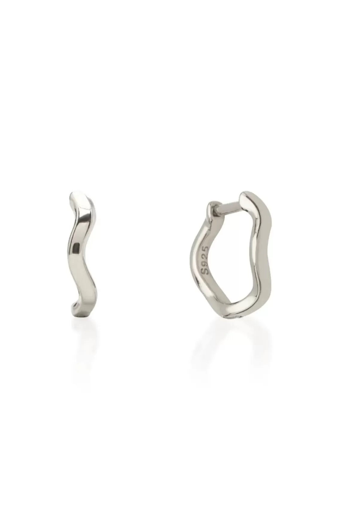 Women Arcaa Jewellery>Saint Valentine-Vera Wave Huggies-Silver